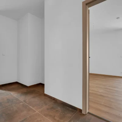 Gallery Slide