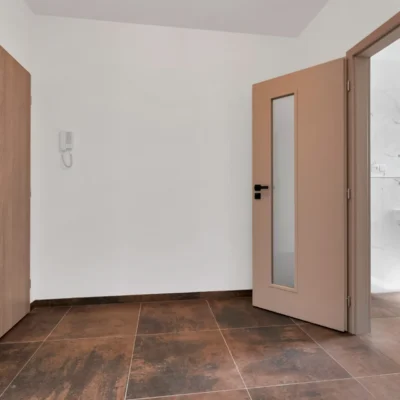 Gallery Slide